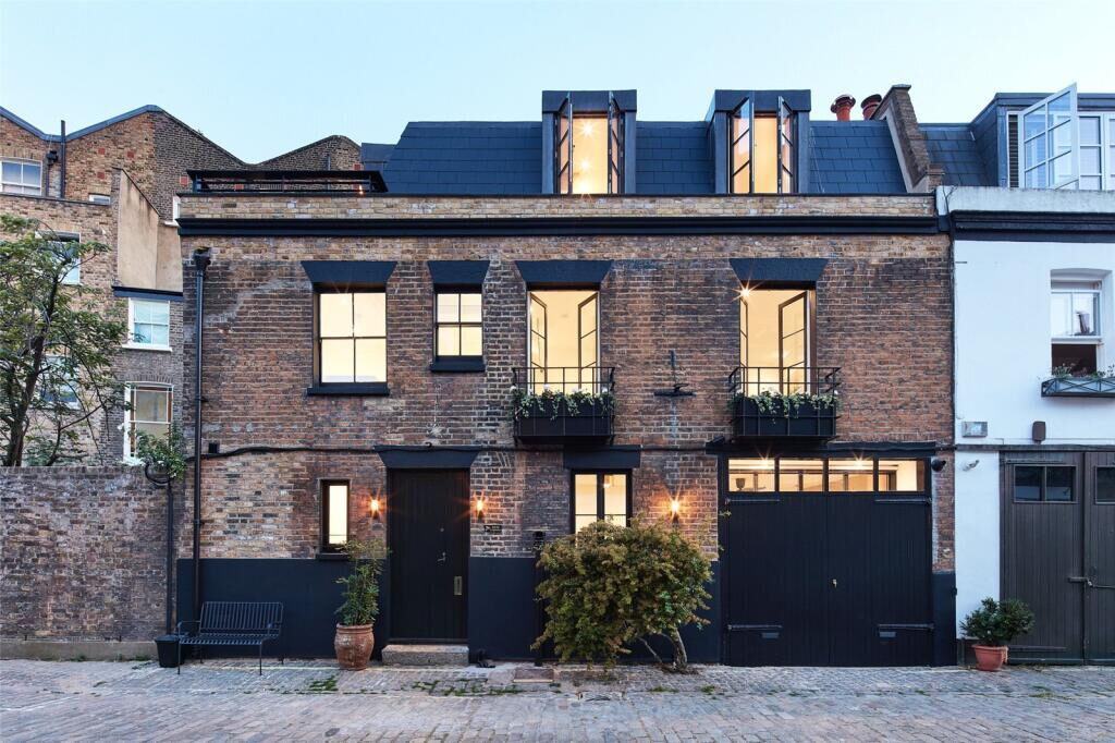 Terraced House