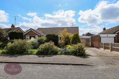 Property on Highfield Road, NG16 1BN