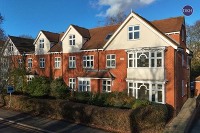 Property on The Avenue, WD17 4NR