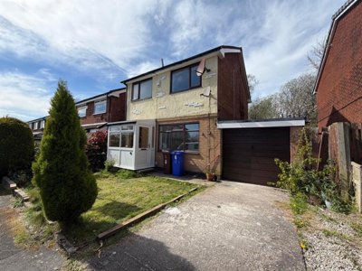 Property on Halford Drive, M40 0BP