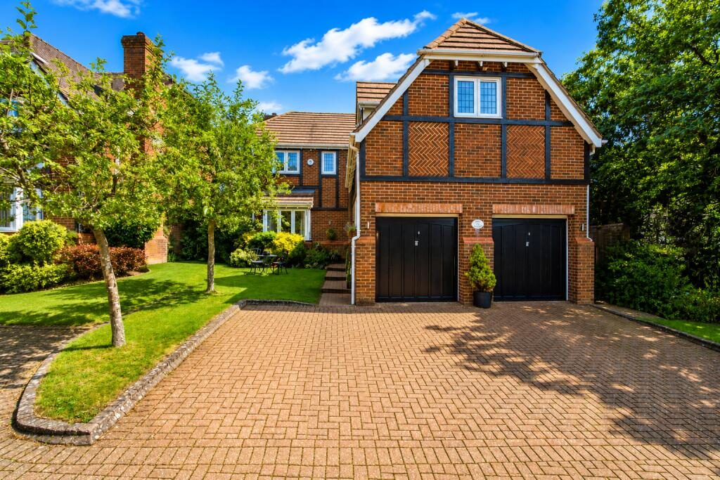 Property main image