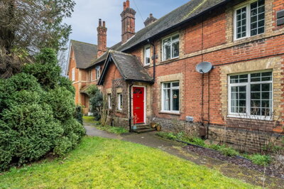 Property on Maidstone Road, TN13 3BY