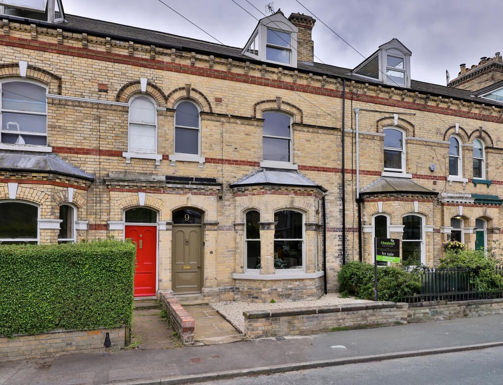 Property main image