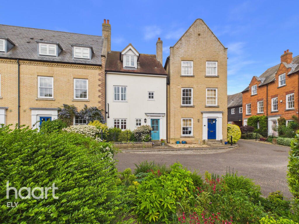 Terraced House