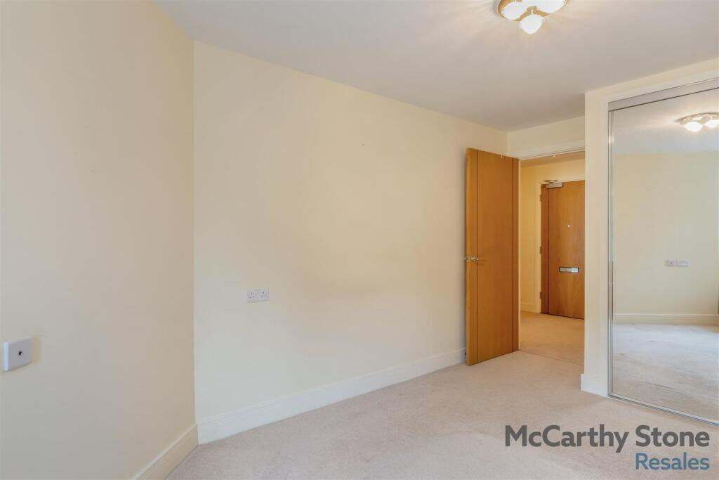 Thumbnail 52