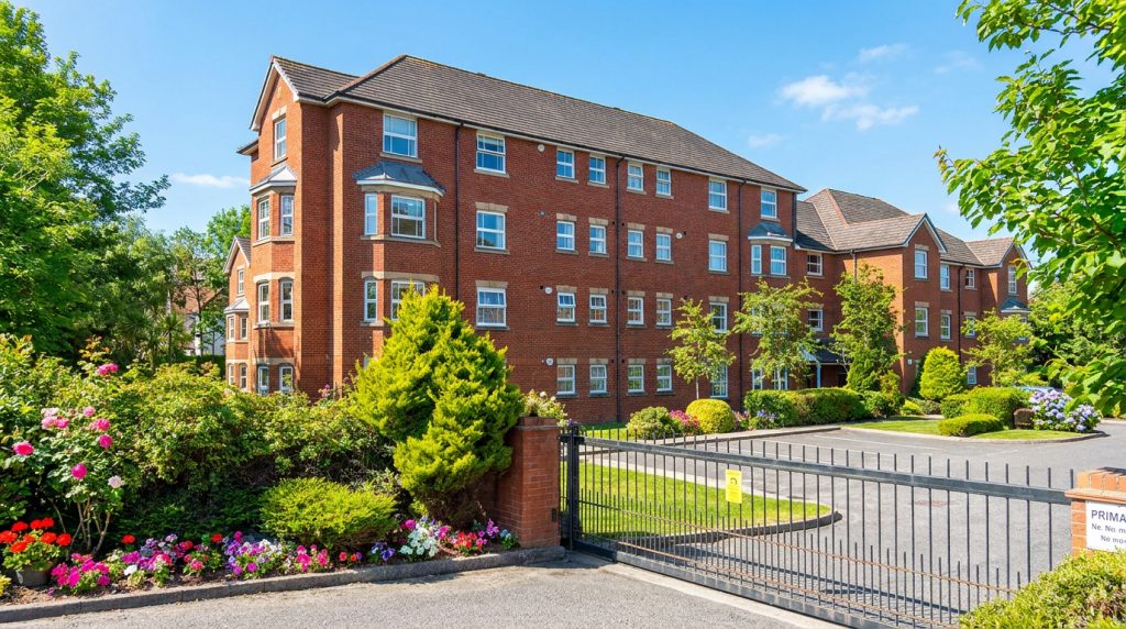Property main image