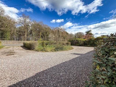 Property on Holmes Chapel Road, CW12 4SP