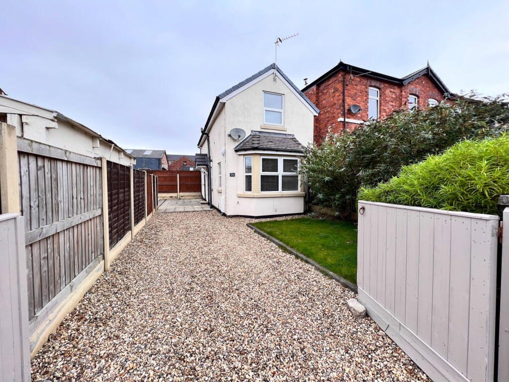 Property main image
