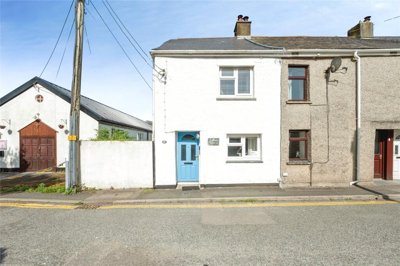 Property on Trevanson Street, PL27 7AW
