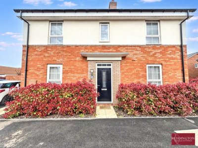 Property on Shin Way, LE19 4EJ