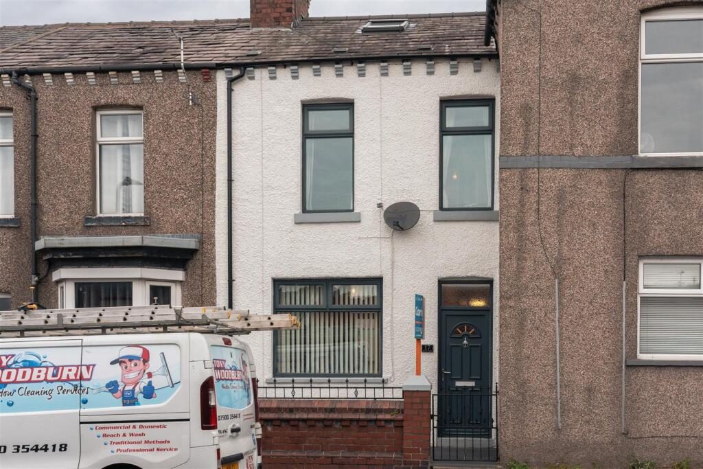 Terraced House