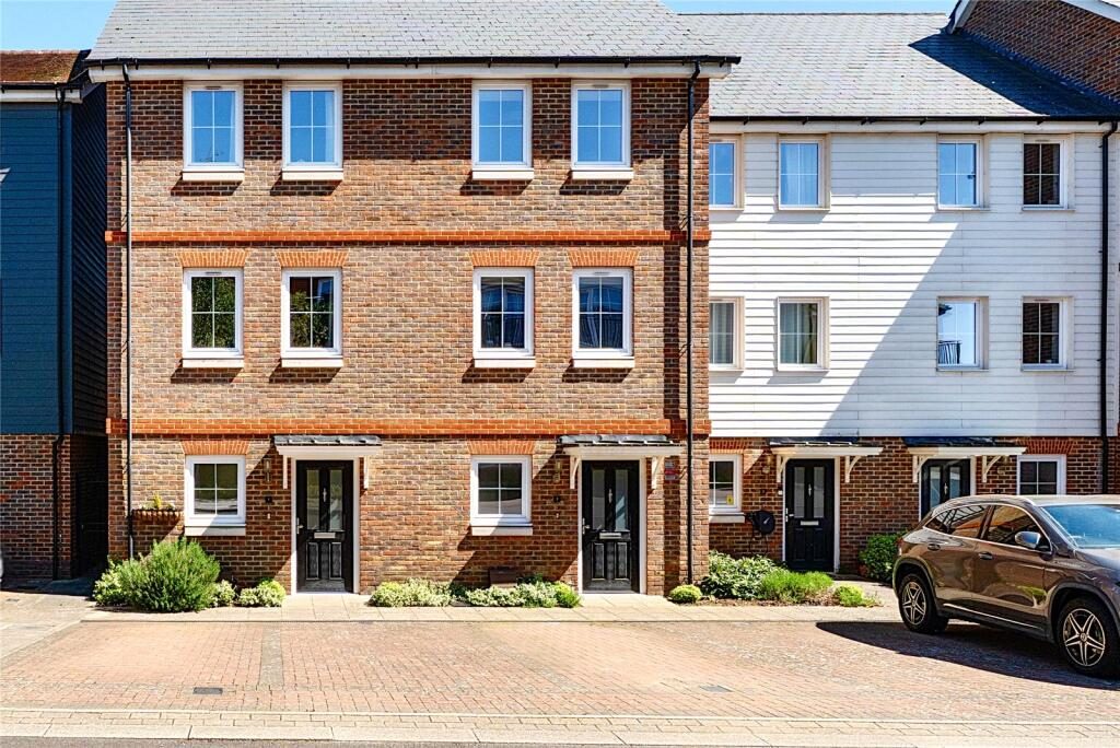 Terraced House