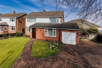 Property on Raven Meols Lane, L37 4DE