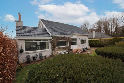 Property on Woodside Road, G76 9AE