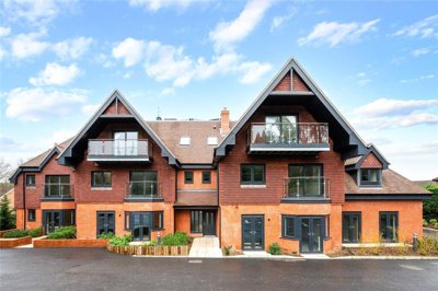 Property on Westerham Road, RH8 0EE