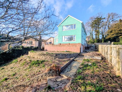 Property on SA33 5EY