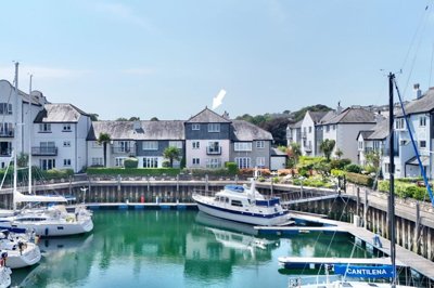 Property on St Smithwick Way, TR11 3XU