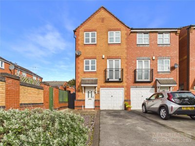 Property on Granary Way, L3 4DY