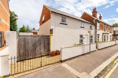 Property on Curzon Street, RG30 1DB