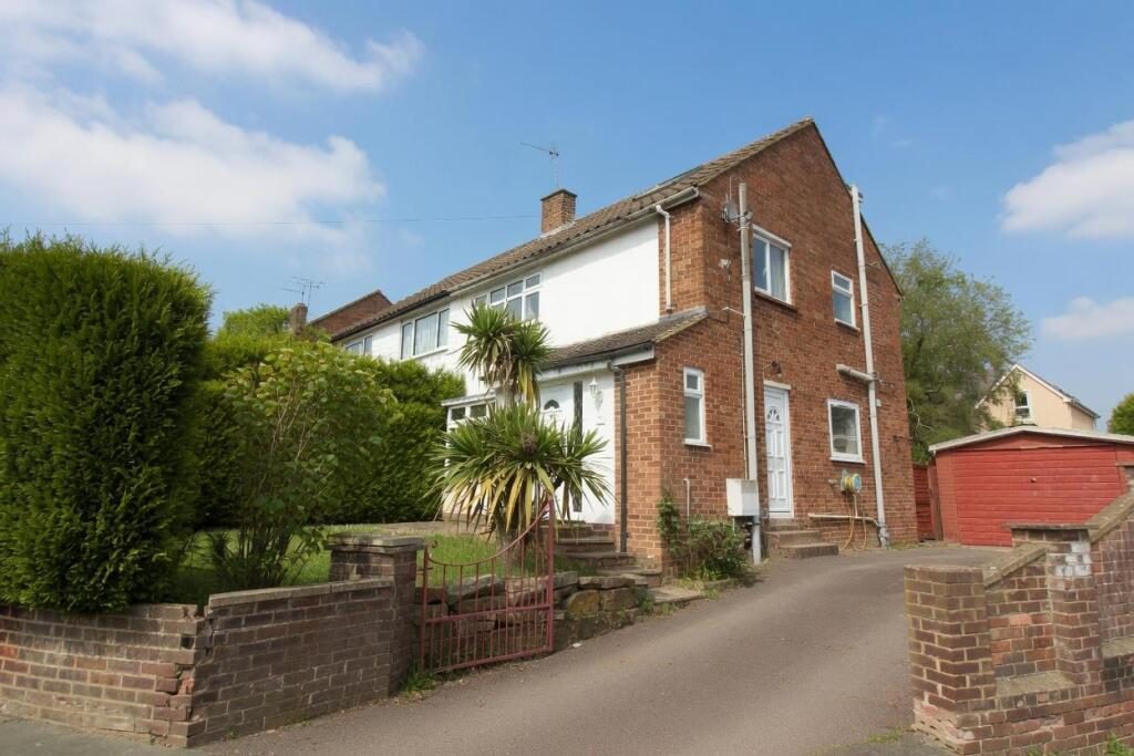 Property main image