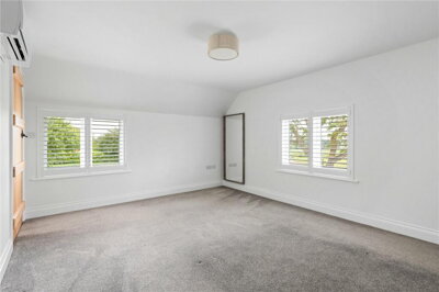 Property on Park Road, IP13 0LZ