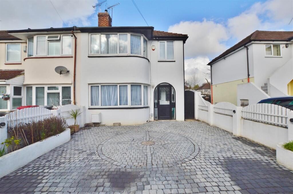 Terraced House