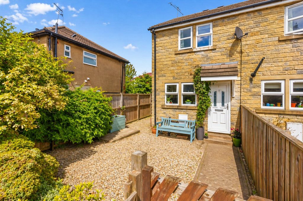 Terraced House