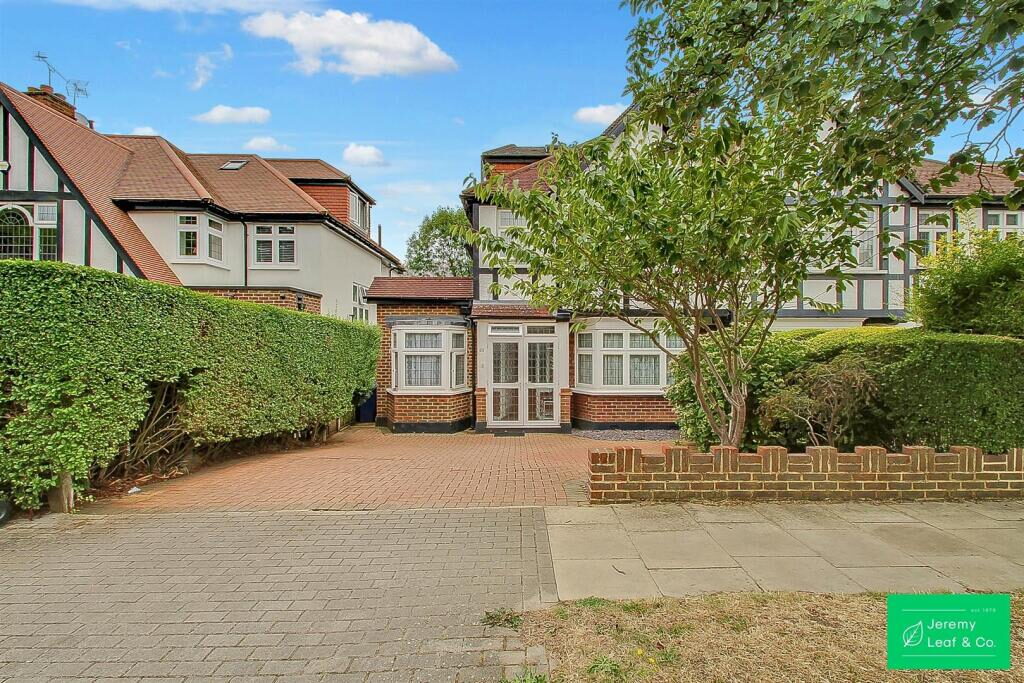 Property main image
