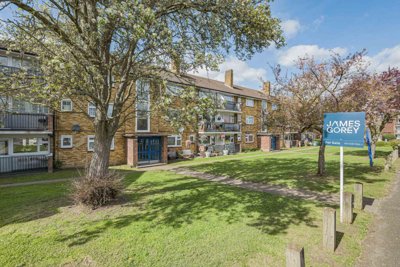 Property on Ellenborough Road, DA14 5JY