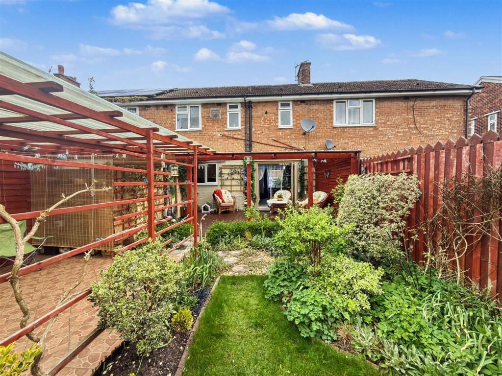 Terraced House