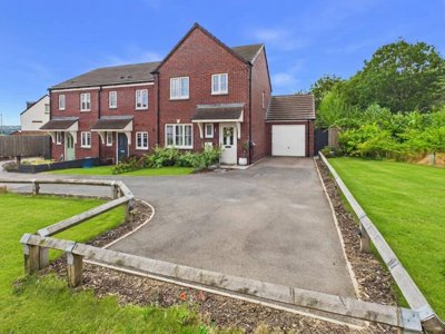 Property on B79 0EQ