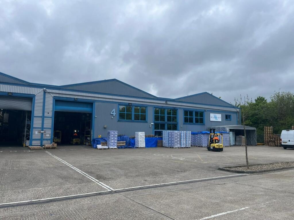 Distribution Warehouse
