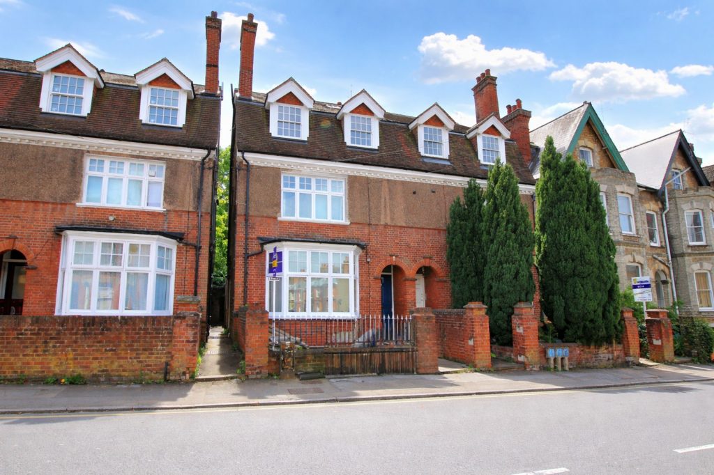 Property main image