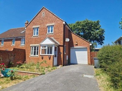 Property on Salterton Court, EX8 2TH