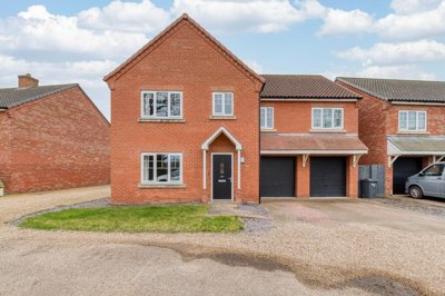 Property on Norwich Road, NR18 0YT