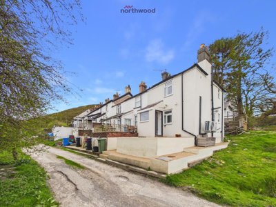 Property on Tai Newyddion, LL11 3BH