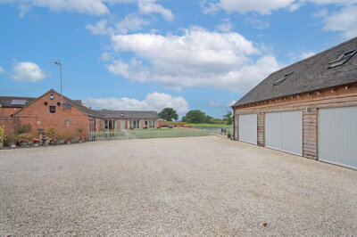 Property on Burton Road, DE13 9PU