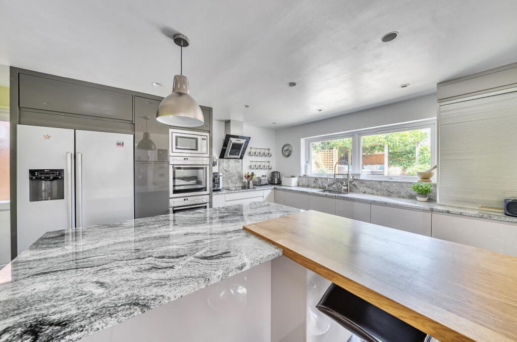 Thumbnail 15