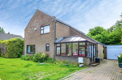 Property on Warrender Road, HP5 3NE