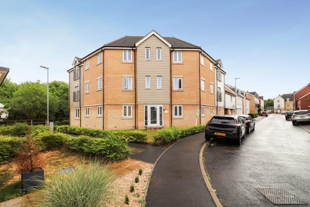 Property main image