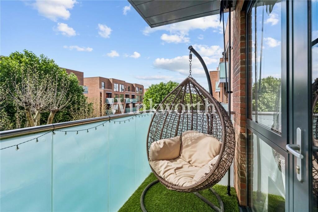 Property main image