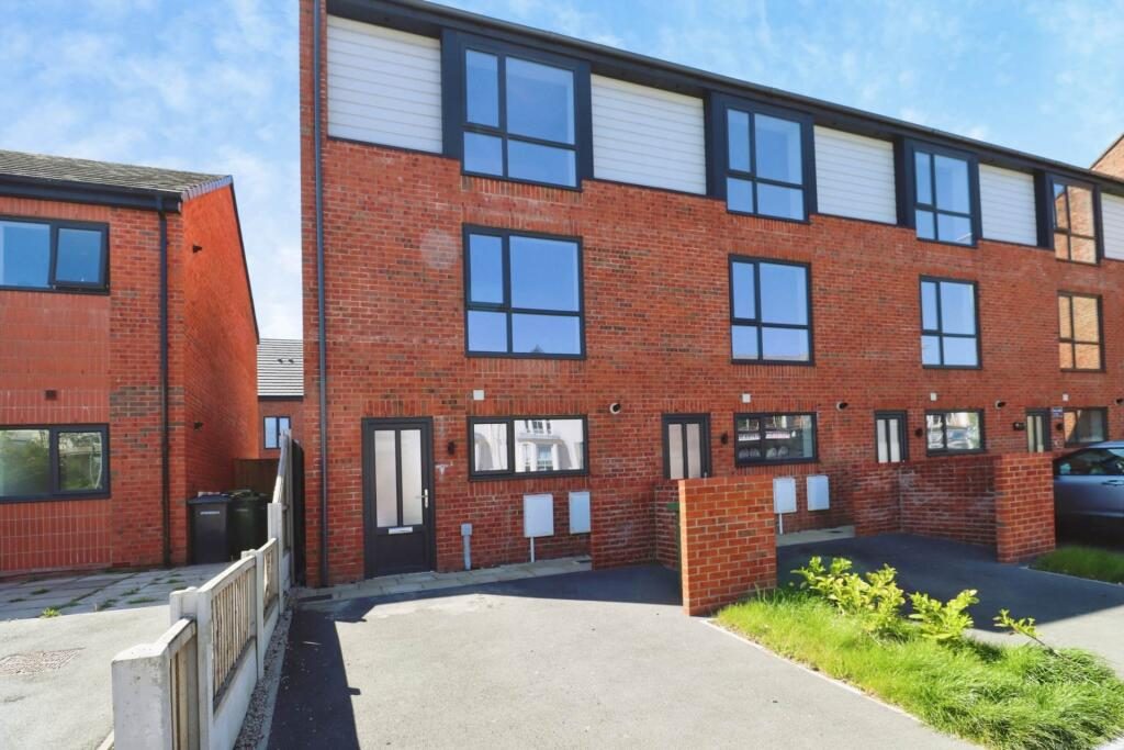 Terraced House