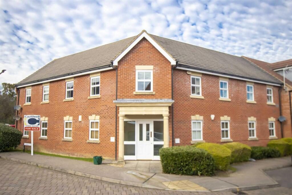 Property main image