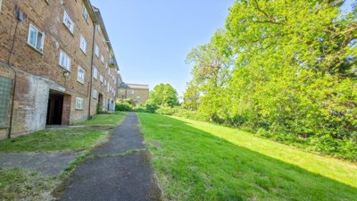 Property on Cantwell Road, SE18 3LP