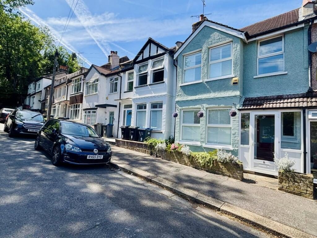 Property main image