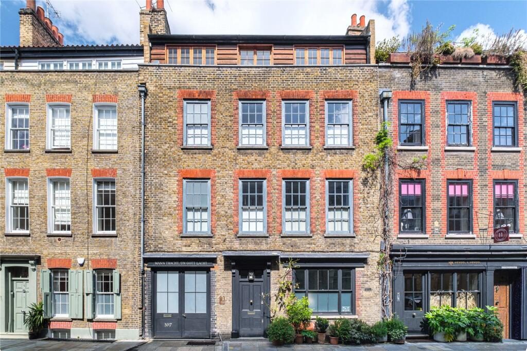 Terraced House