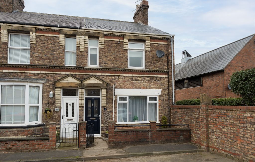 Terraced House