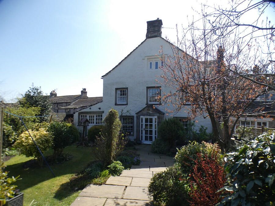 Terraced House