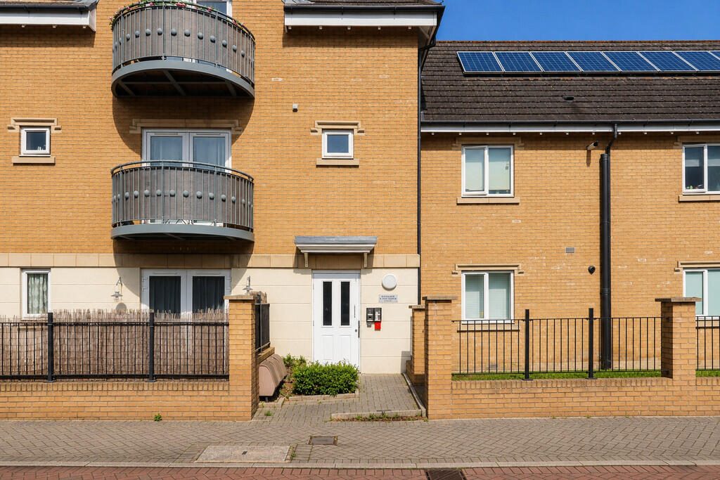 Property main image