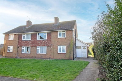 Property on Hillsyde Avenue, DN10 4BZ